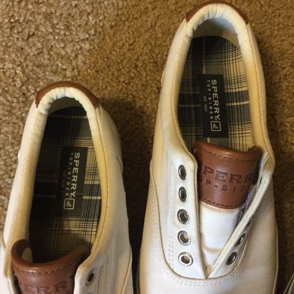 Two pairs size 9 1/2 - Picture 2 of 5